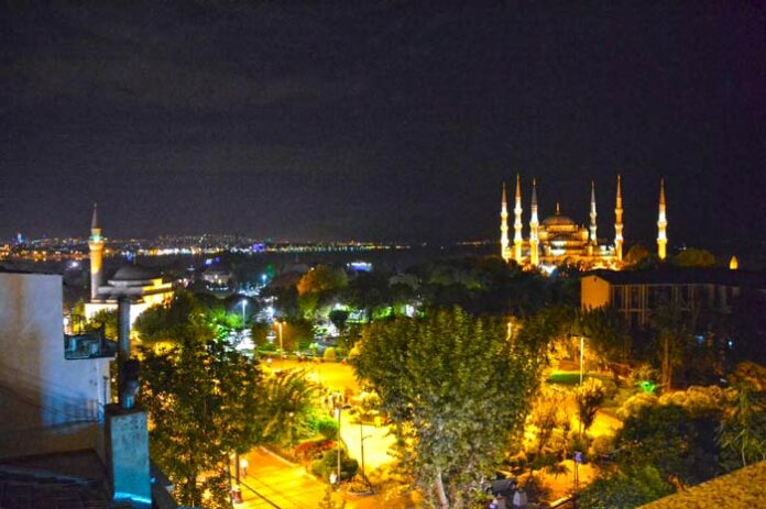 private tour istanbul night