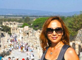 Tolkin Ramazanova turkey tour guide tolkin ramazanova ephesus
