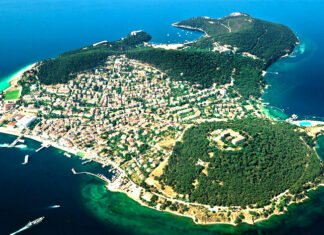 Princes’ Islands Boat walking tours istanbul princes islands heybeliada