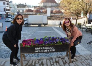 Explore the Country with a Professional Turkey Tour Guide